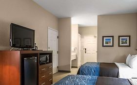 Quality Inn & Suites Dixon Near I-88